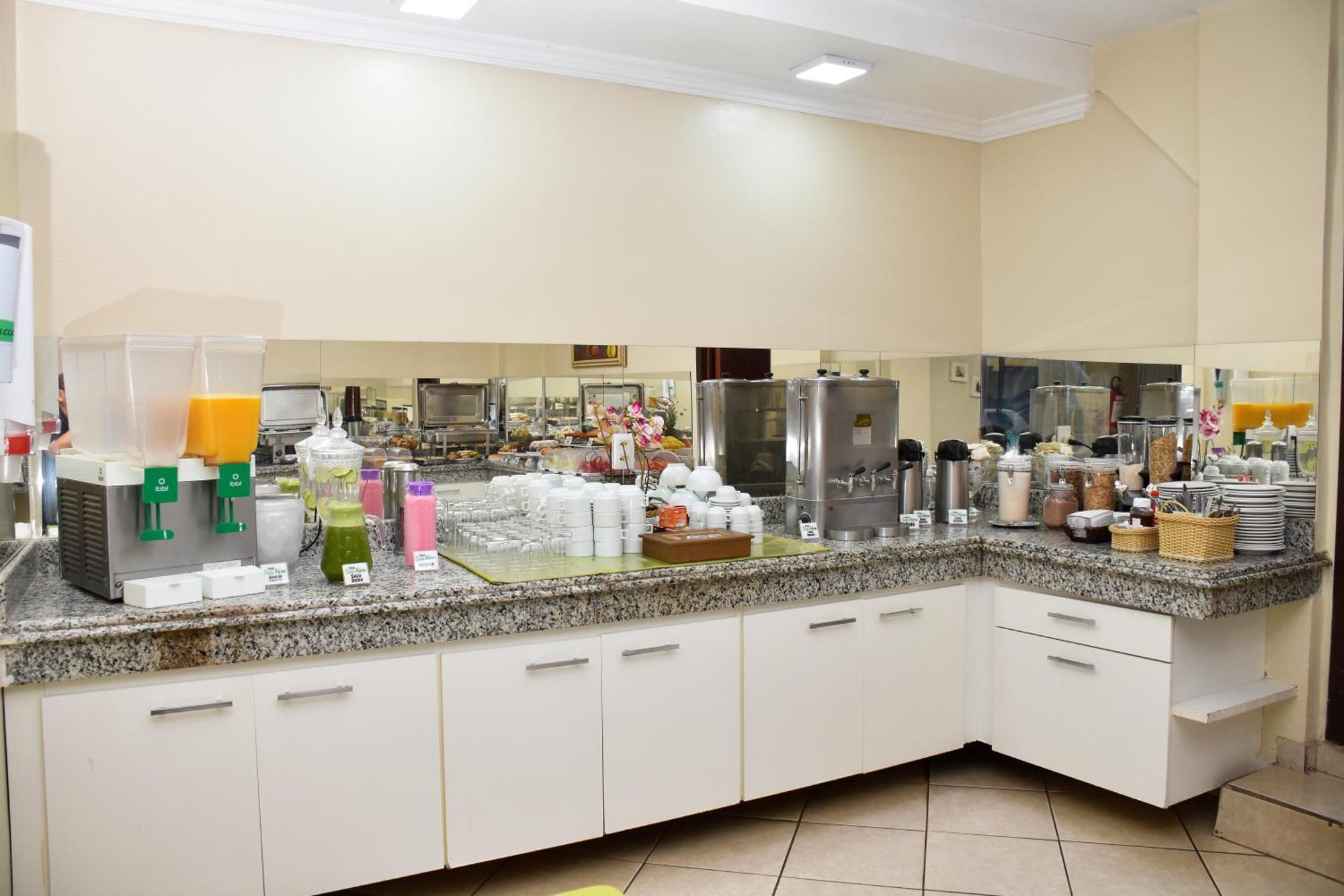 Hotel Casa Nova Várzea Grande Dış mekan fotoğraf