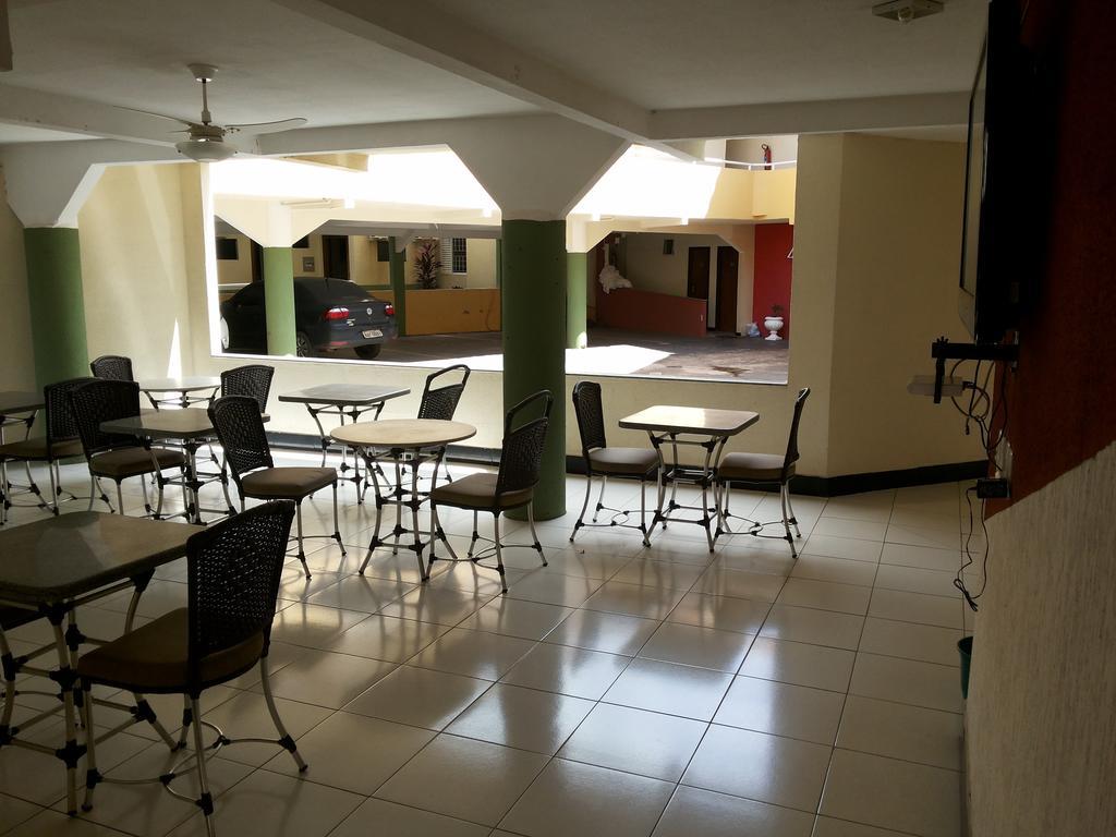 Hotel Casa Nova Várzea Grande Dış mekan fotoğraf